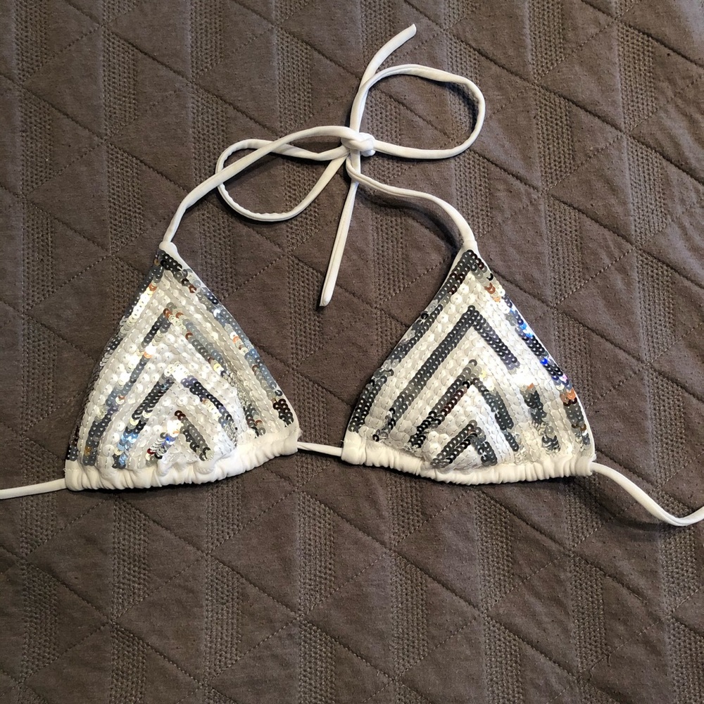 Bikini top